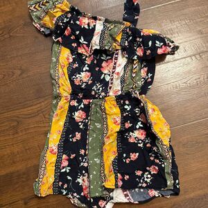 True Craft Girls Floral Boho Romper Size Small Patchwork